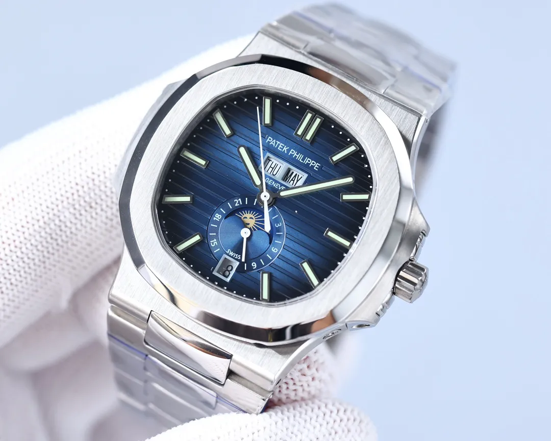 Patek Philippe Sporty Elegance Series 5726/1A-014 1. The structure of the case is the same as the original one. The hole on the case is beveled. When the screw is screwed in, it will move downward to tighten the front cover. The three-layer waterproof ring screw-in crown makes the case super waterproof. 2. The replica movement in the 3.0 era is modified to Cal.324 S QA LU 24 H movement 3. The steel strap has good texture, can be bent flexibly, and is comfortable to wear. It does not have the bending range of some versions on the market that is not enough to wear on small wrists, and the strap cannot be bent. The buckle is made of spring steel and has good elasticity. 4. Functions include three-hand time display, month and week calendar display, and moon phase 24h display. The functions are real and usable. The quick adjustment position of the month and week is different from other versions on the market and remains consistent with the original. 🔥Top quality products with constant quality🔥